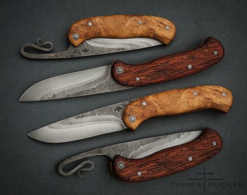 Forged friction folder in two colors